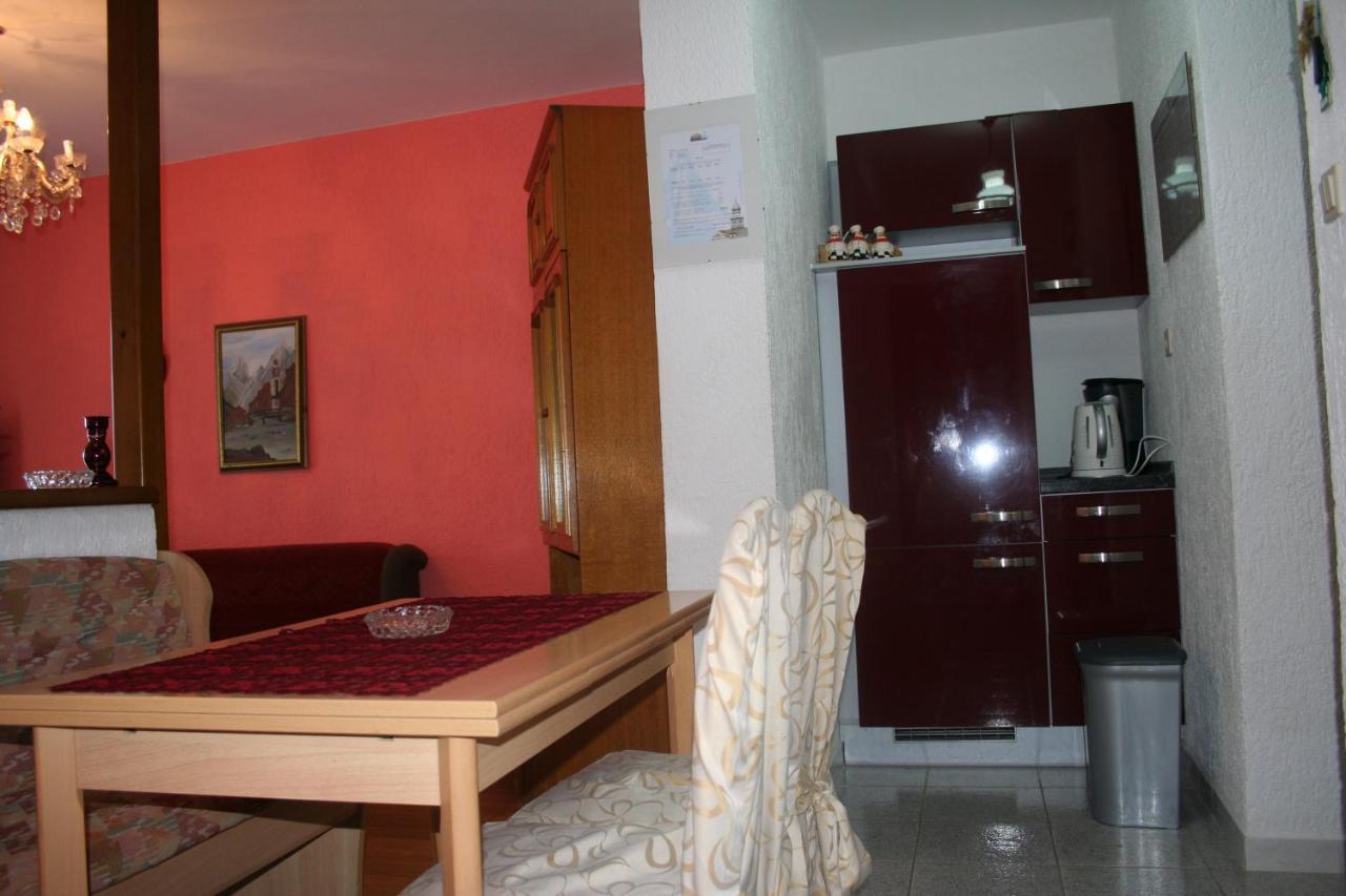 Apartmani Jankov Krk Town Buitenkant foto